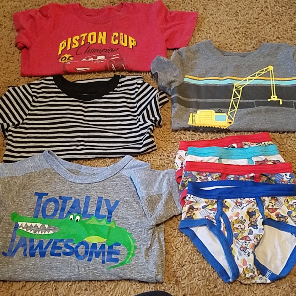 4T Lot- 4 t-shirts and 4 underwear